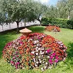 Garden Otel 2*