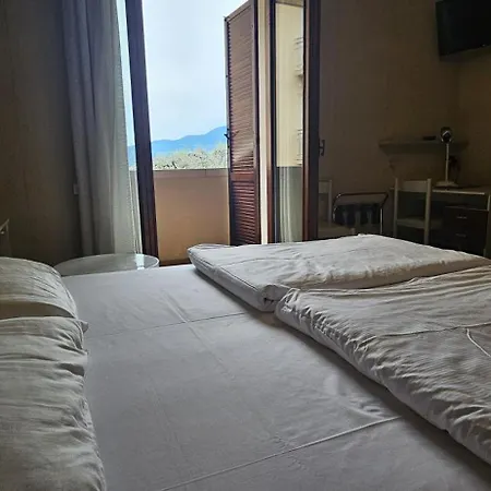 Hotel Garden Torri Del Benaco