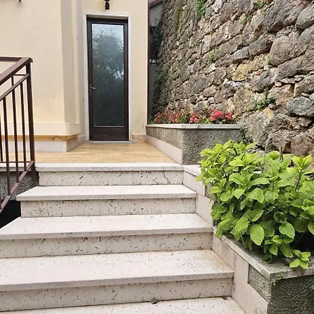Garden 2*
