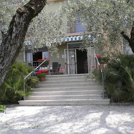 Otel Garden Torri Del Benaco