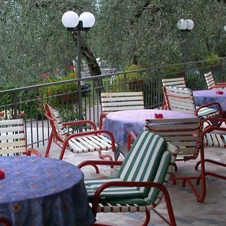 Garden Hotel Torri Del Benaco