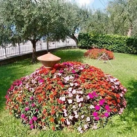 Garden Ξενοδοχείο 2*