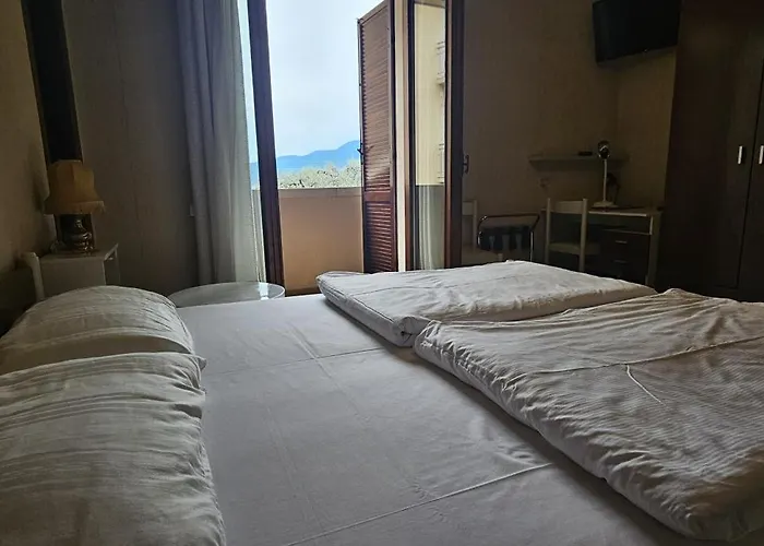 Hotel Garden Torri Del Benaco