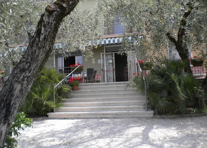 Hotel Garden Torri Del Benaco